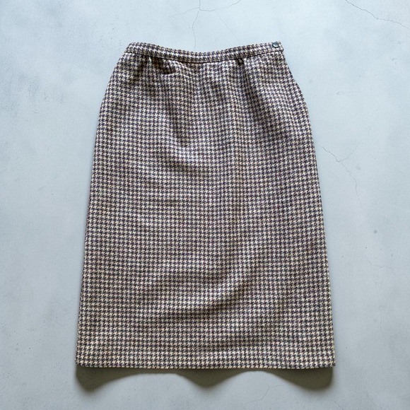 Pendleton Dresses & Skirts - Pendleton A-Line Midi Tweed Skirt Size S / 28" Waist Brown Houndstooth Made USA